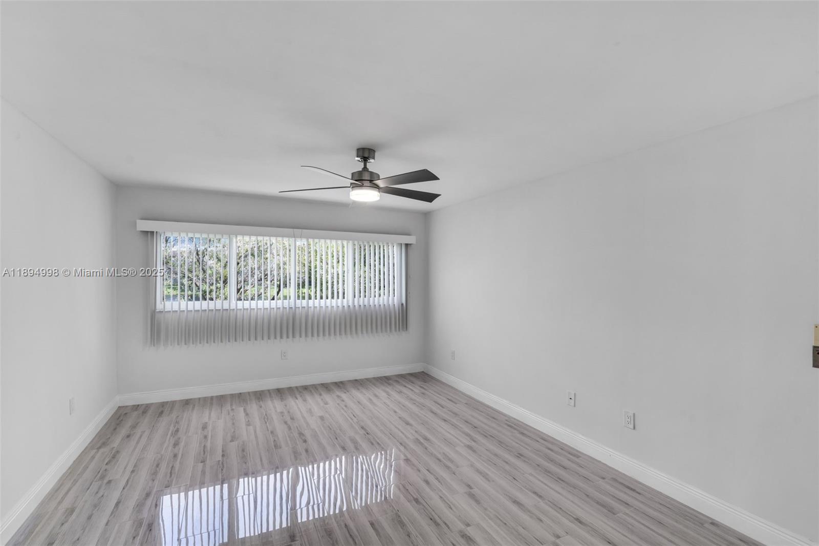 SUFFOLK AT CENTURY VILLAGE - Residential