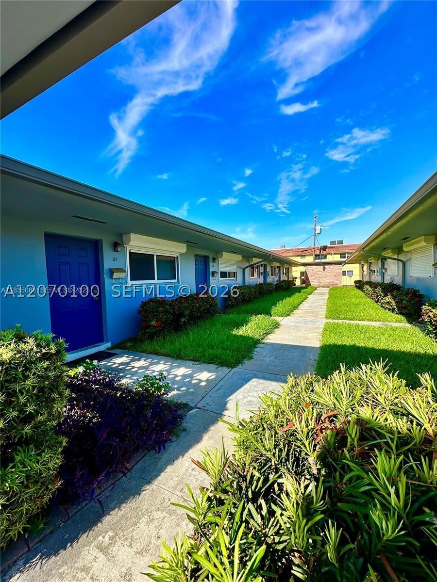 Photo of 1821 N 17th Ct #24, Hollywood, FL 33020 (MLS # A12070100)