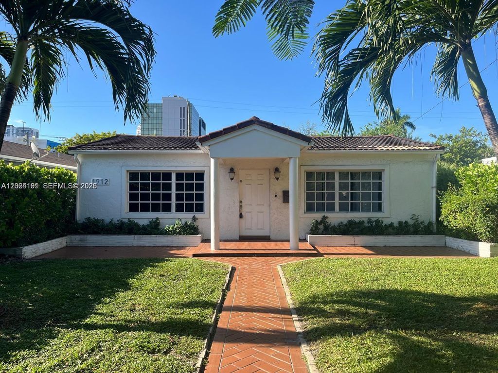 Photo of 1912 Taylor St, Hollywood, FL 33020 (MLS # A12024191)
