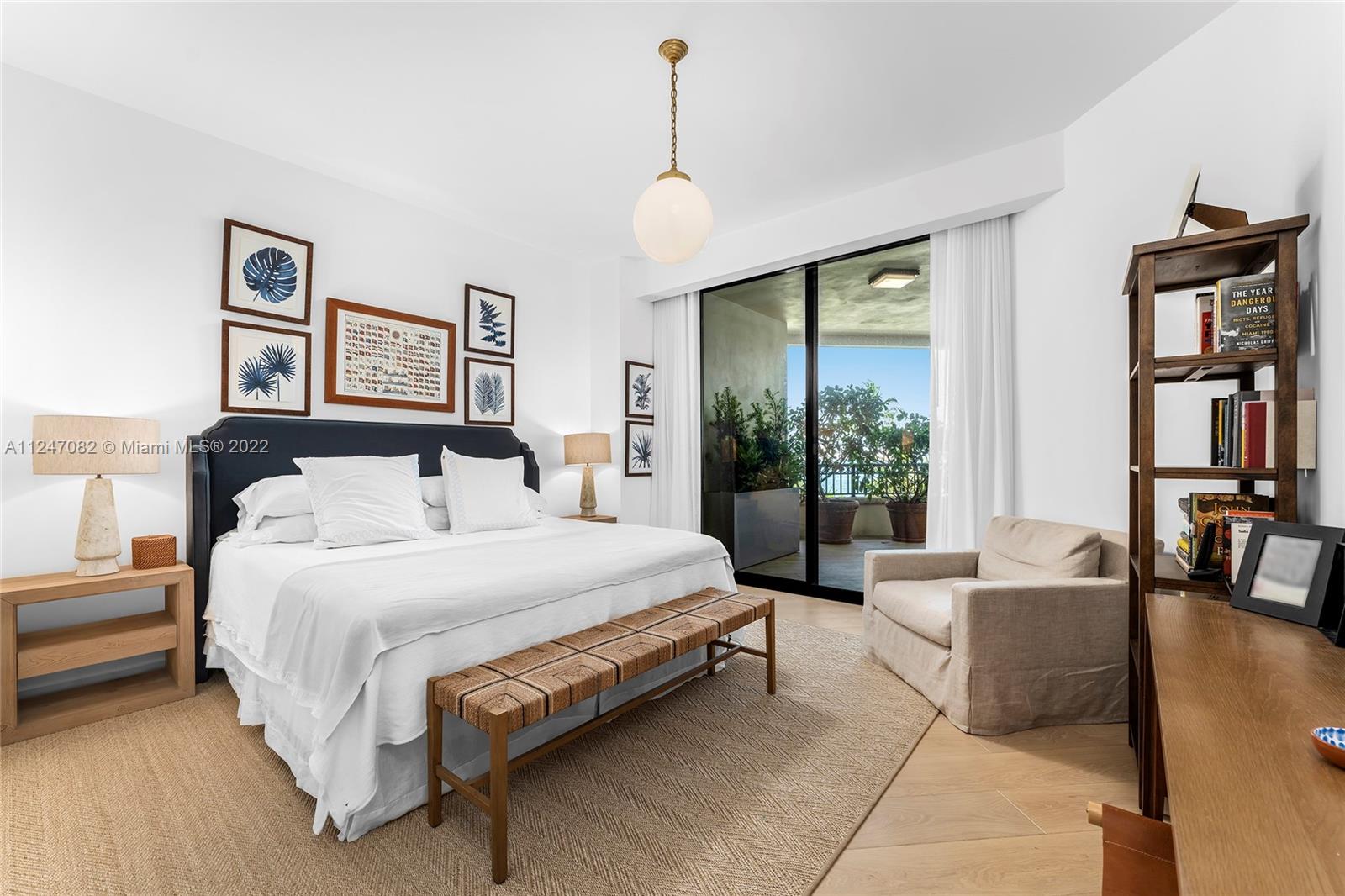 FISHER ISLAND - Residential