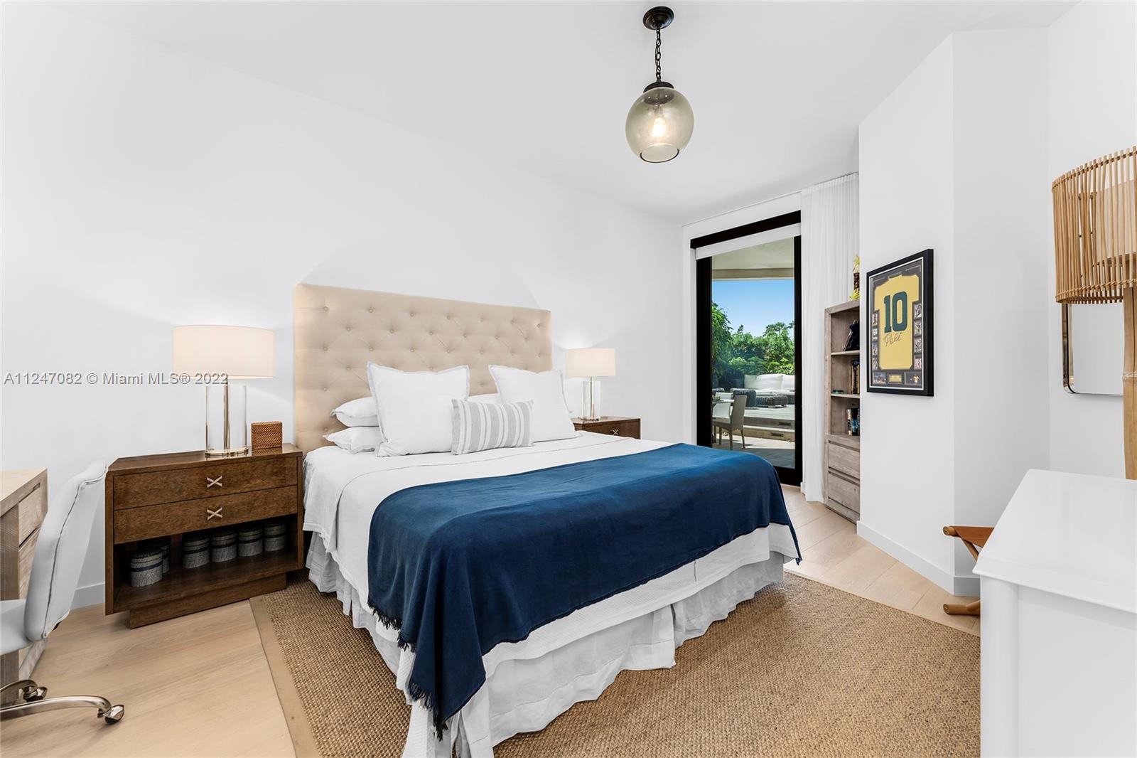 FISHER ISLAND - Residential