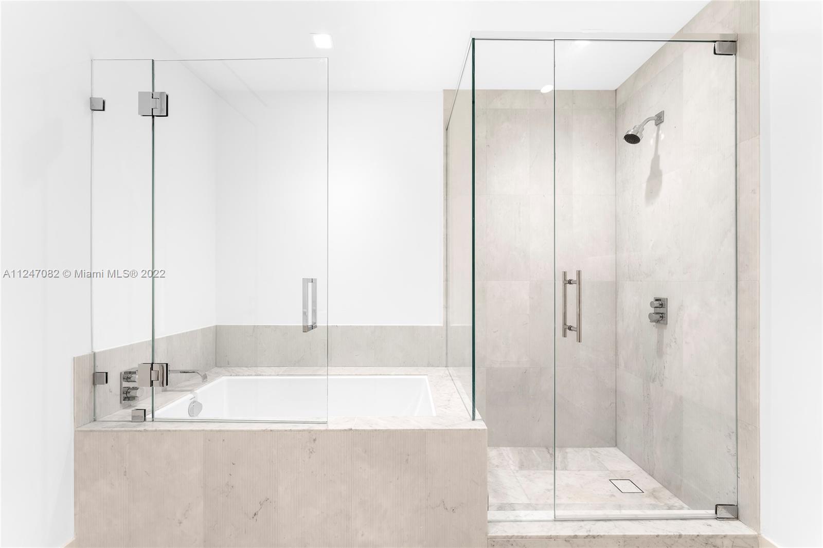 FISHER ISLAND - Residential