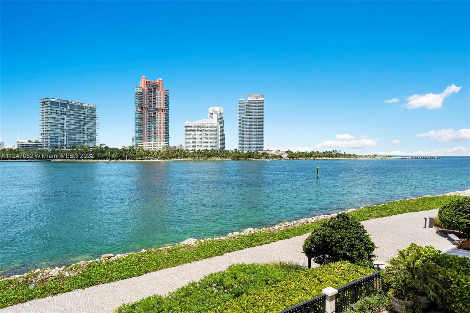 FISHER ISLAND - Residential