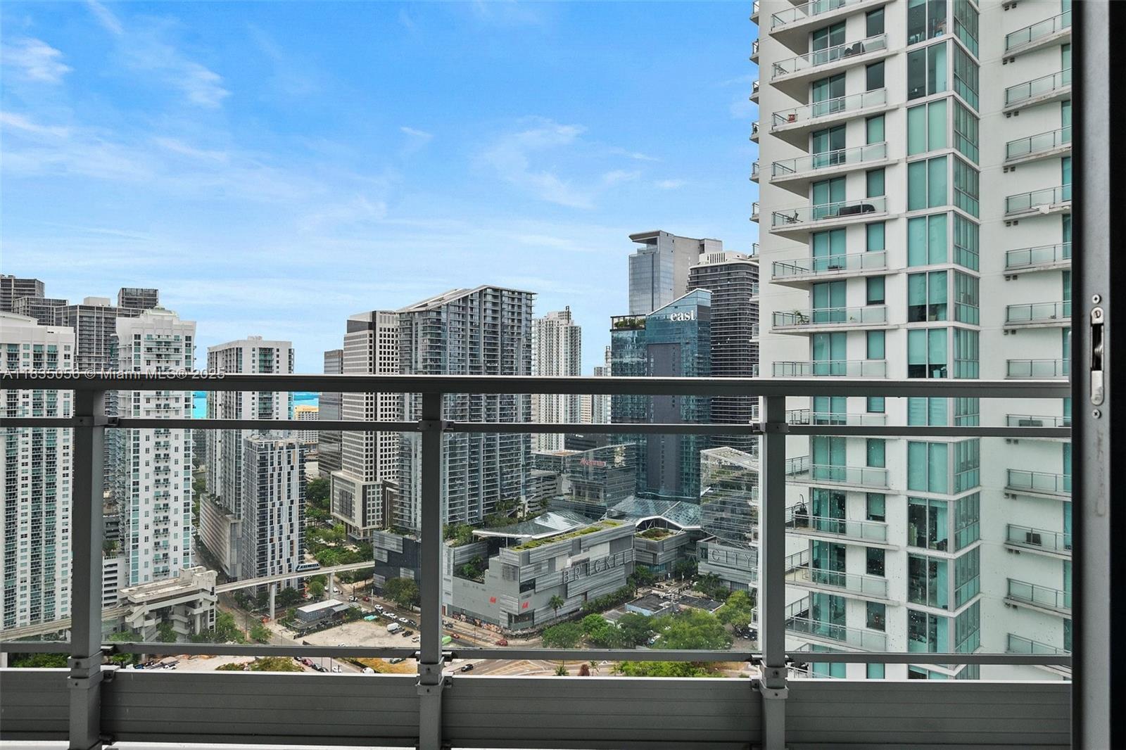 IVY CONDO - Residential