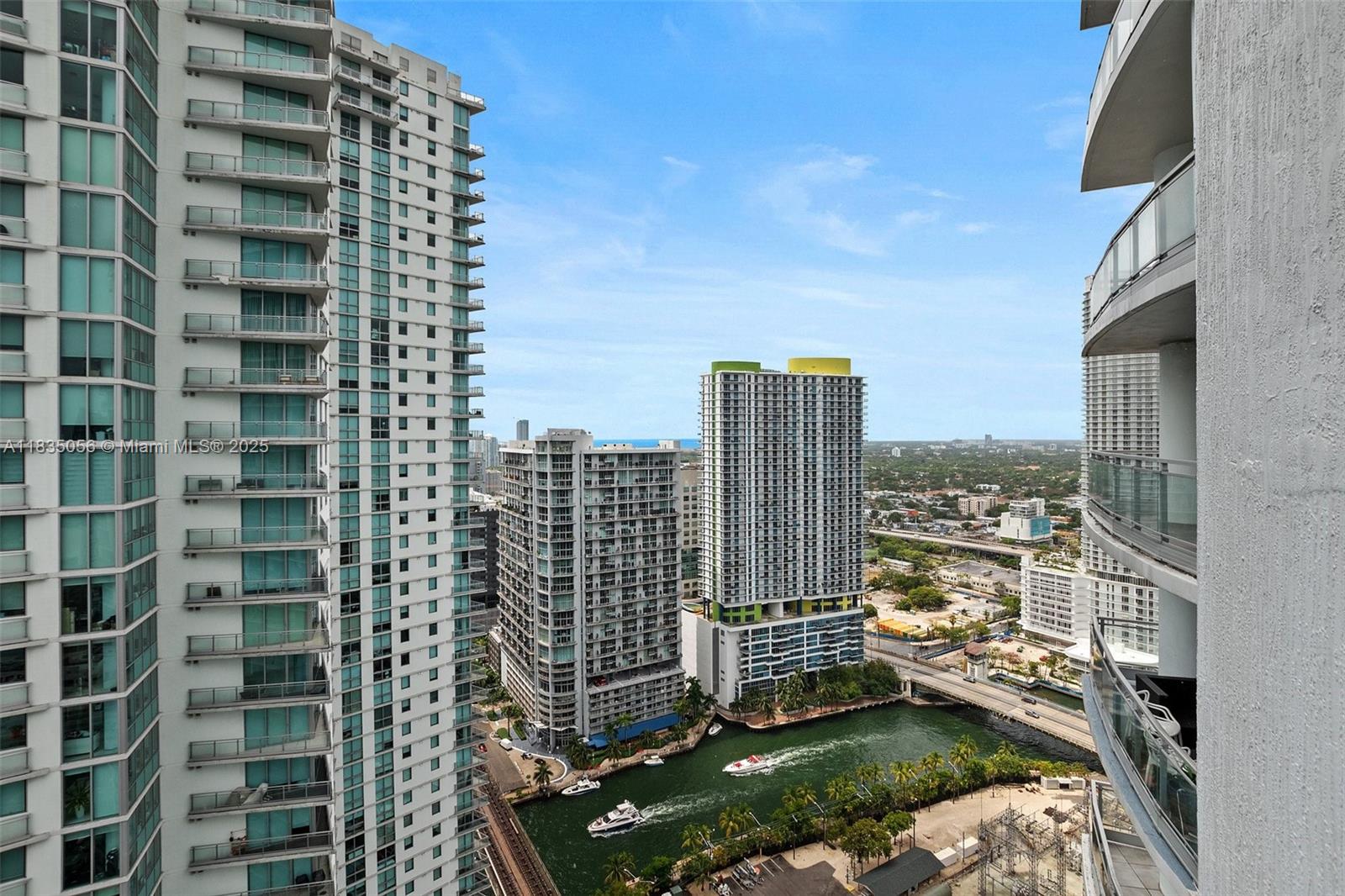 IVY CONDO - Residential