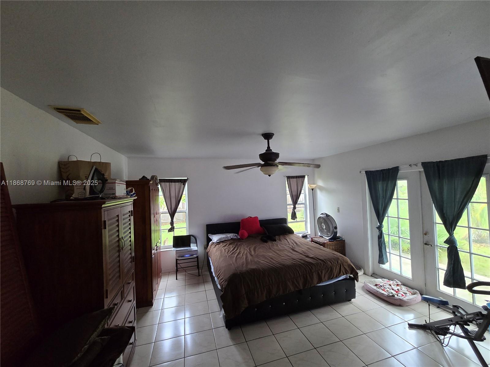 REDLANDS BEST - Residential