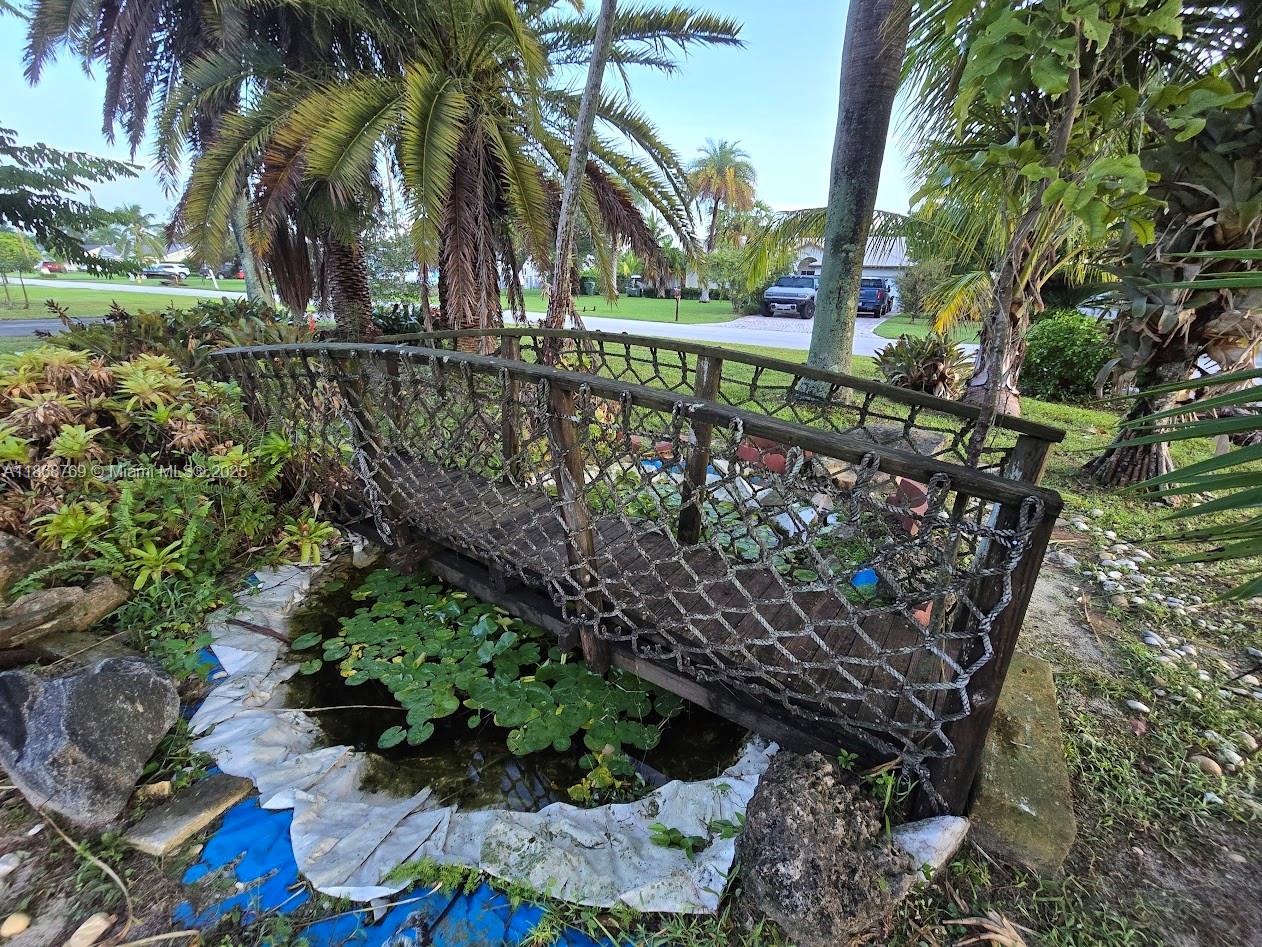 REDLANDS BEST - Residential