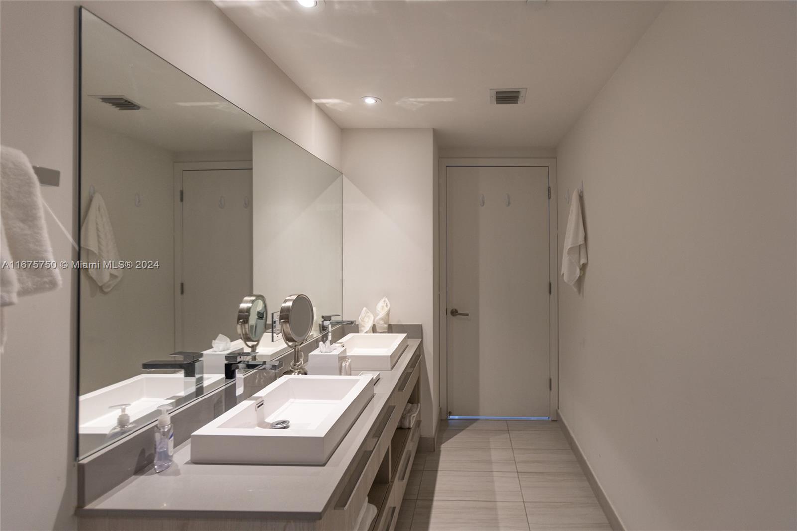 4010 SOUTH OCEAN CONDO - Residential