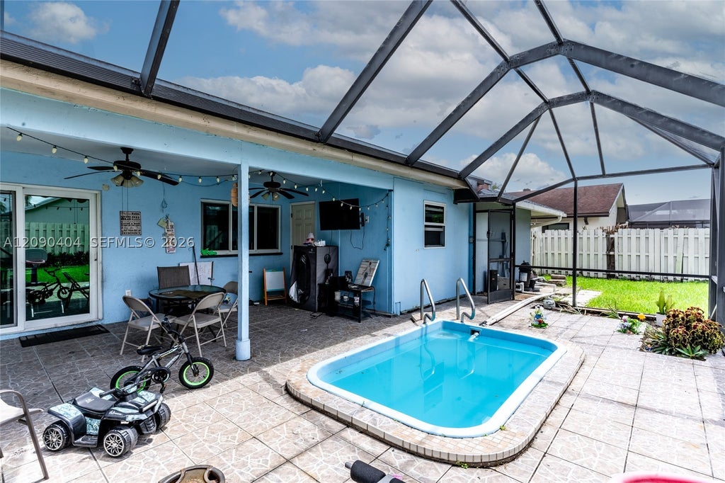 Photo of 6990 NW 23rd St, Margate, FL 33063 (MLS # A12090404)