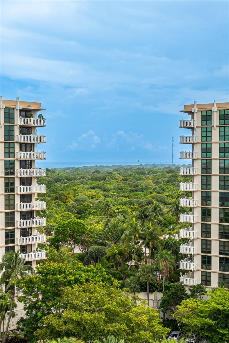 MAR-AZUL CONDO - Residential