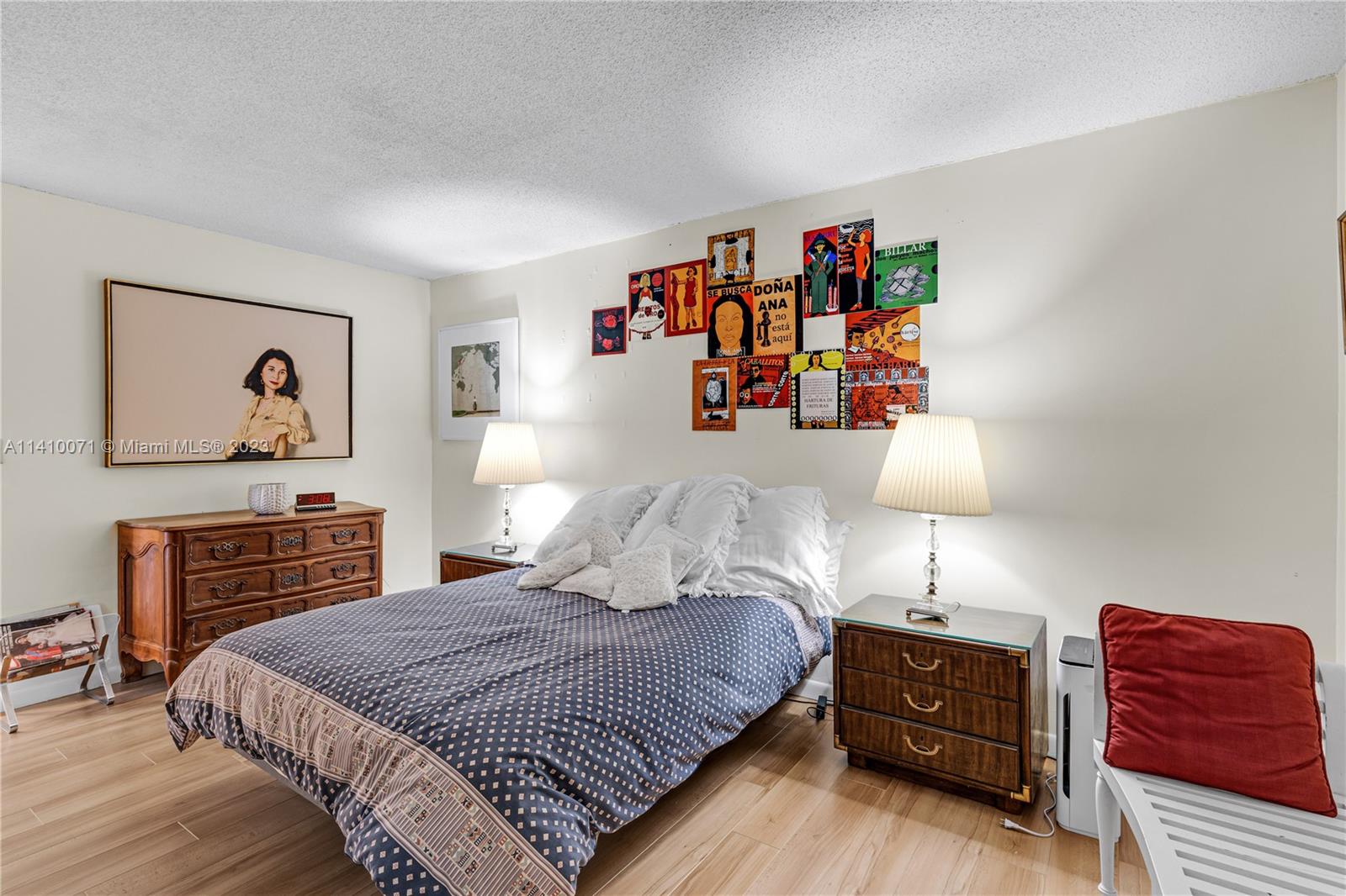 MAR-AZUL CONDO - Residential