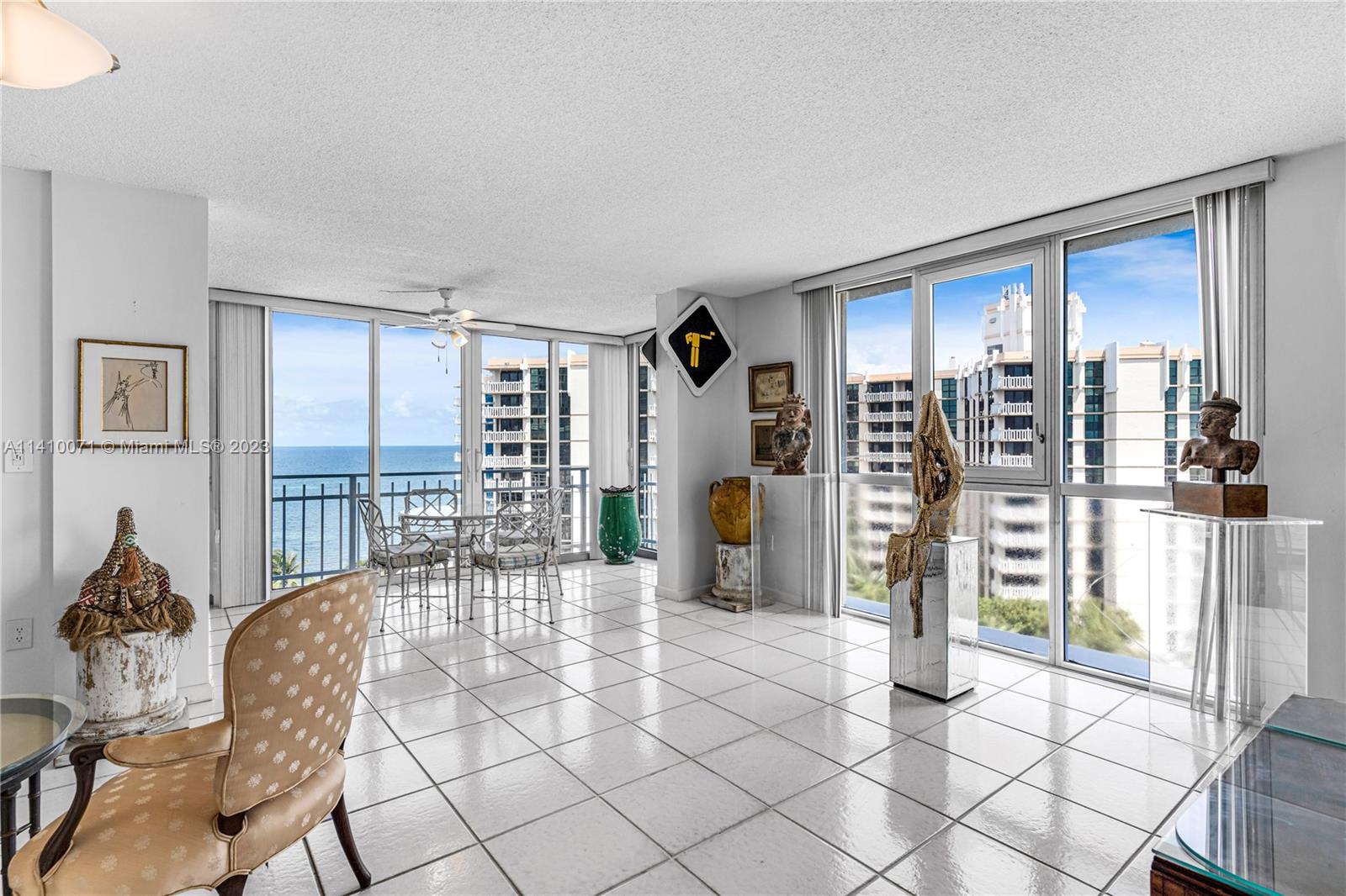 MAR-AZUL CONDO - Residential