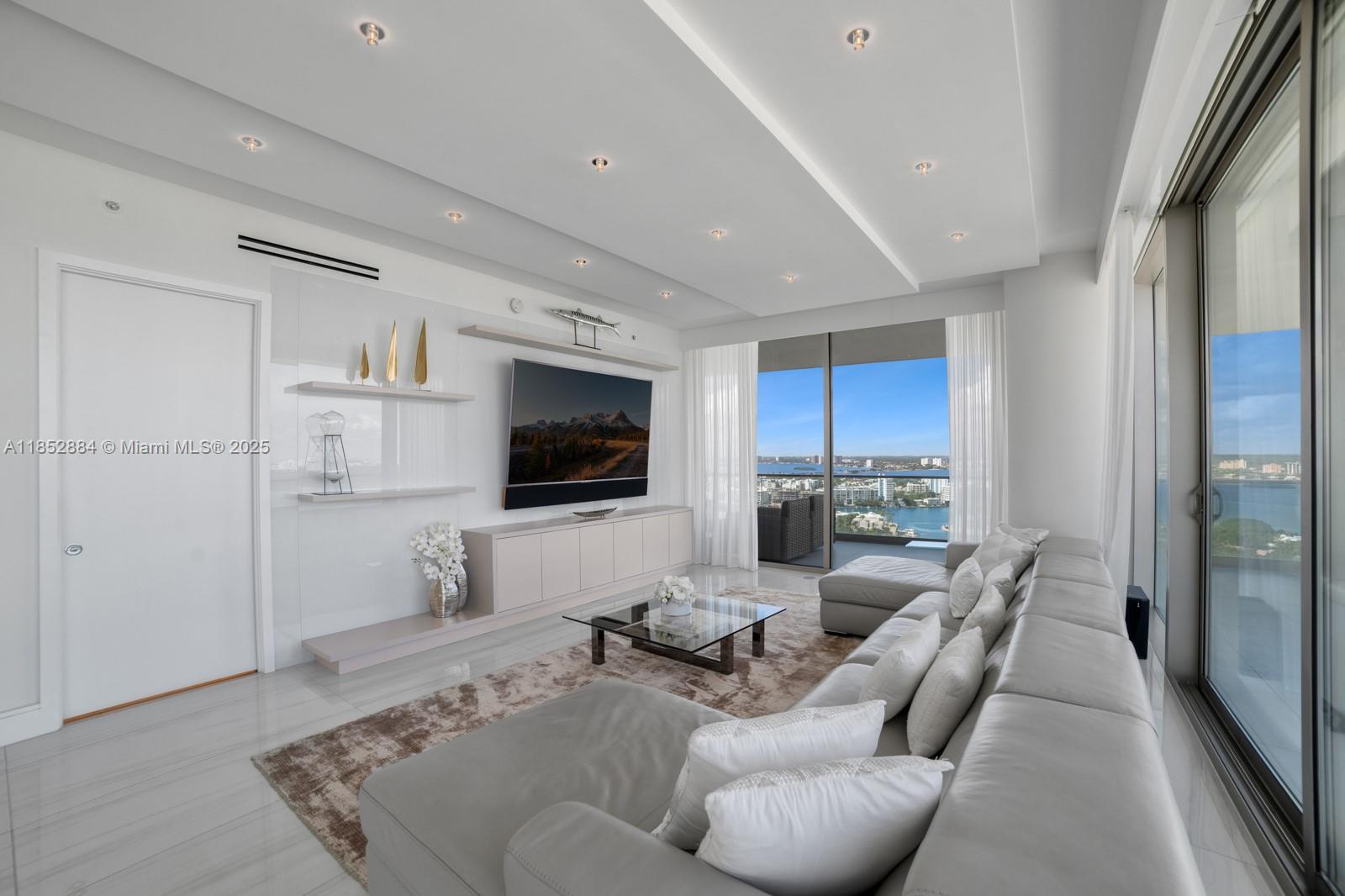 OCEANA BAL HARBOUR CONDO - Residential Lease