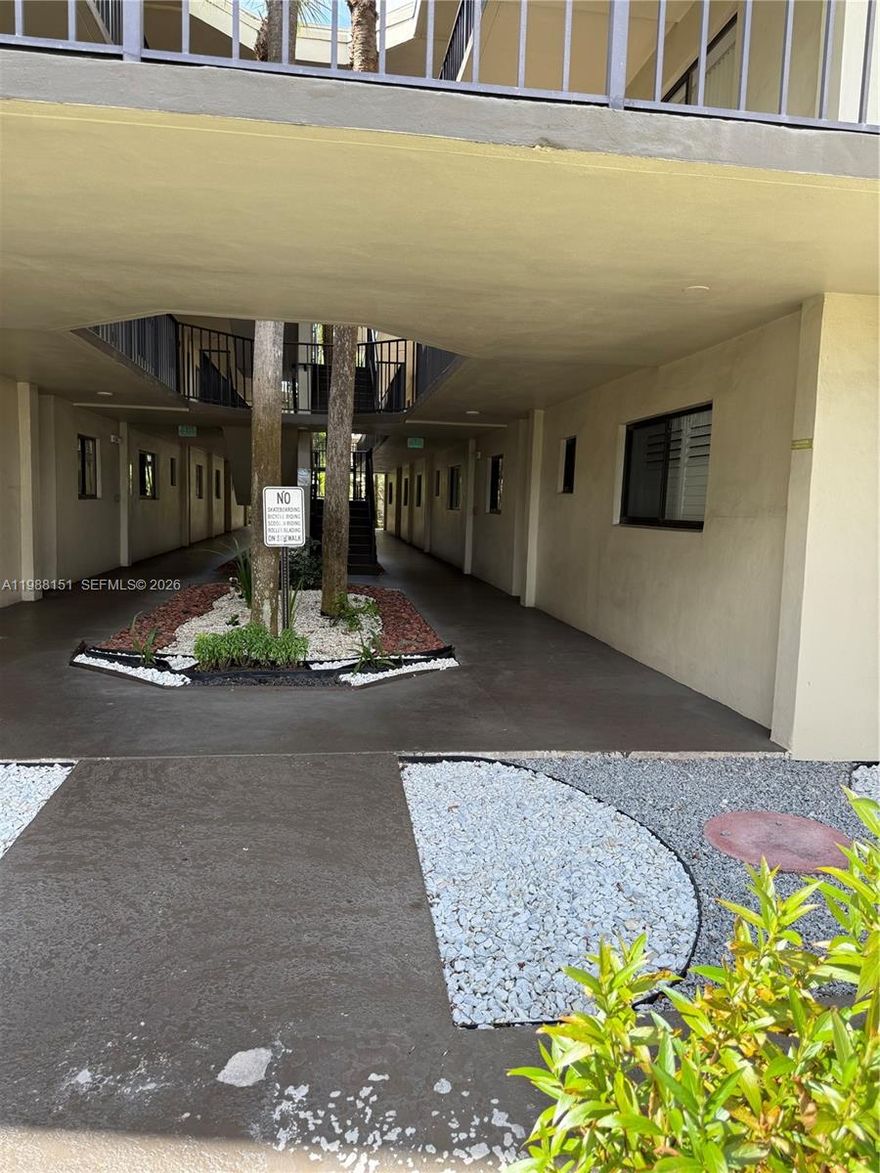 Renovated 2 bedroom 2 bath condo with screened patio located on the desirable first floor in an all ages building in the gated community of Las Verdes. The screened in patio is accessible from the master bedroom and living room. The master bedroom has a walk-in closet and ensuite bathroom. This unit also comes with a stackable washer and dryer as well as its own assigned parking and plenty of guest parking. Amenities include a clubhouse, fitness center, billiards, ping-pong, pool and tennis. The beautifully maintained community of Las Verdes is conveniently located across the street from the Delray Medical Center and minutes away from the upscale shops, fine restaurants. This unit is located in a building with NO AGE RESTRICTIONS!