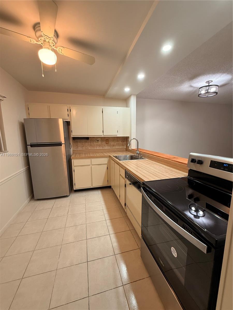 ASPEN CONDO - Residential