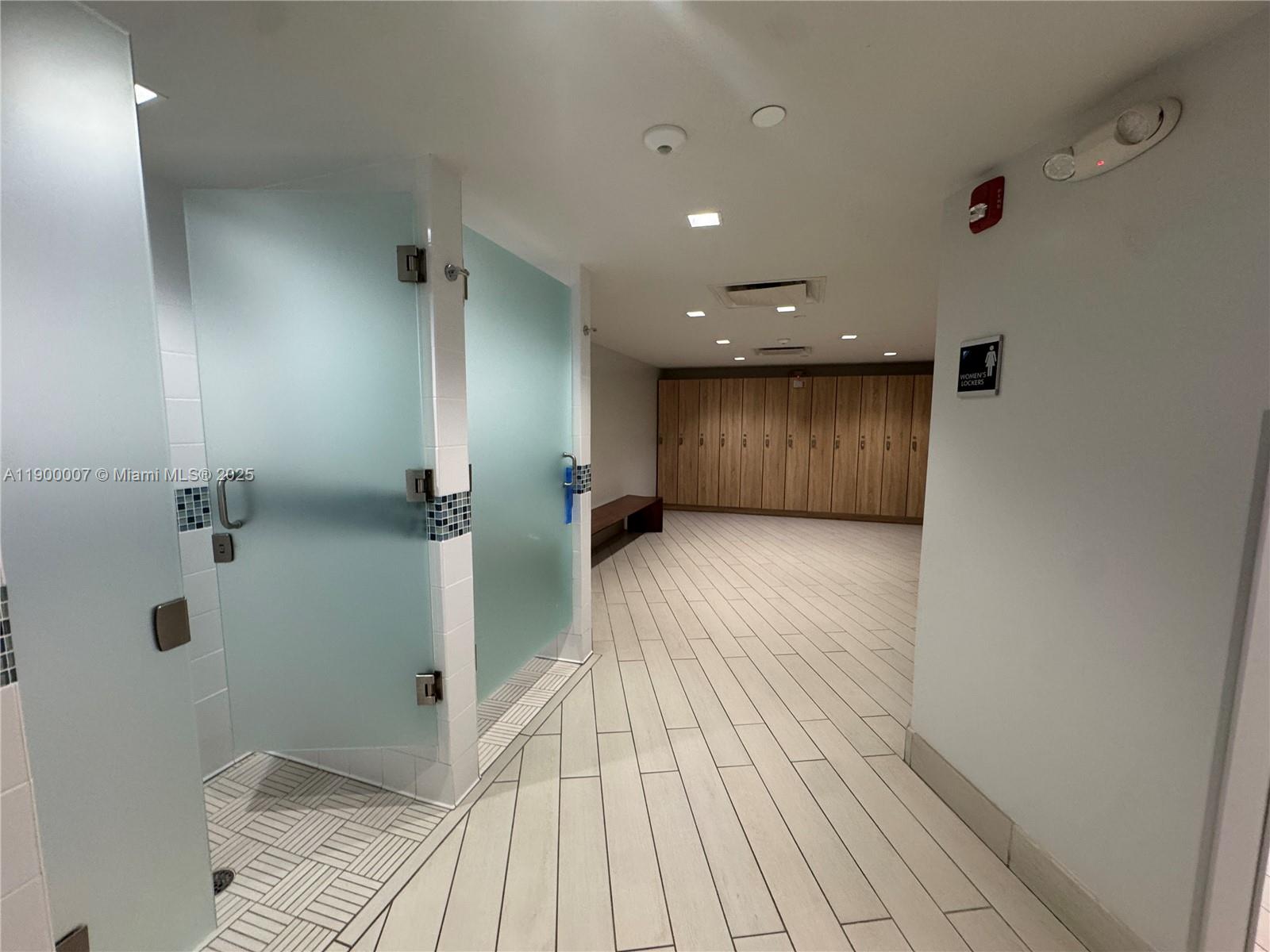 OLYMPUS CONDO PHASE - Residential