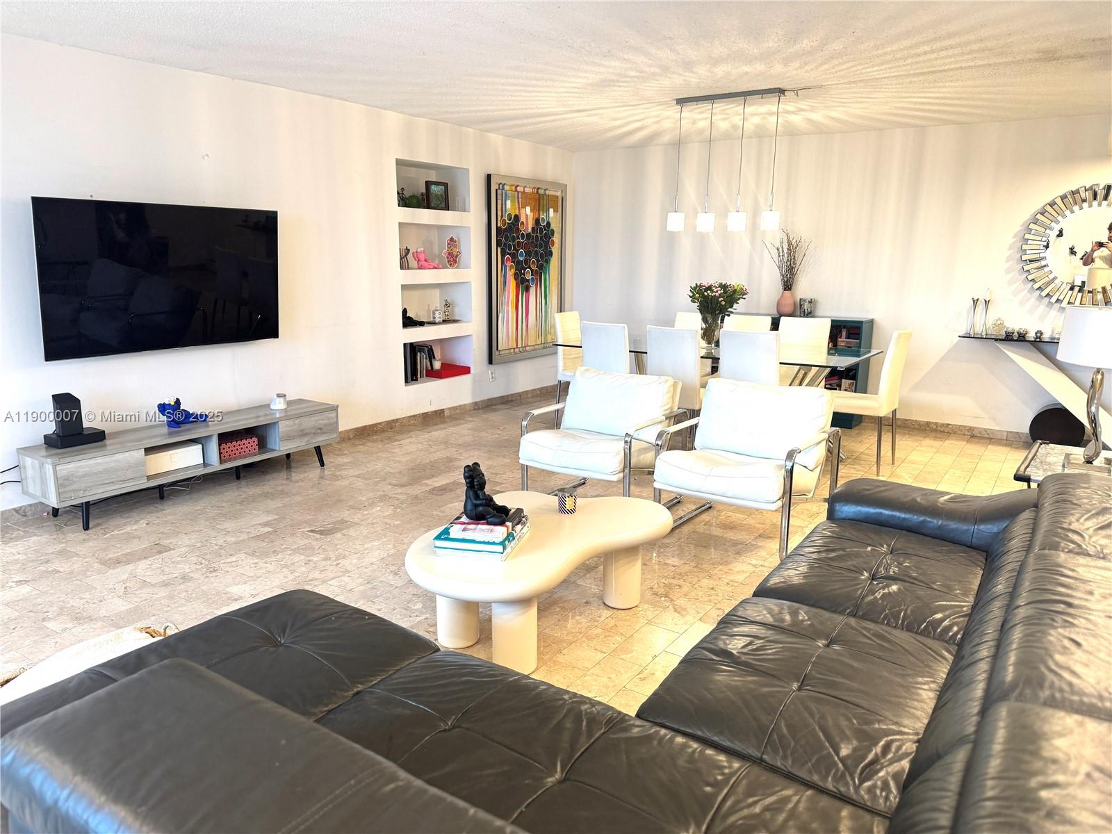 OLYMPUS CONDO PHASE - Residential