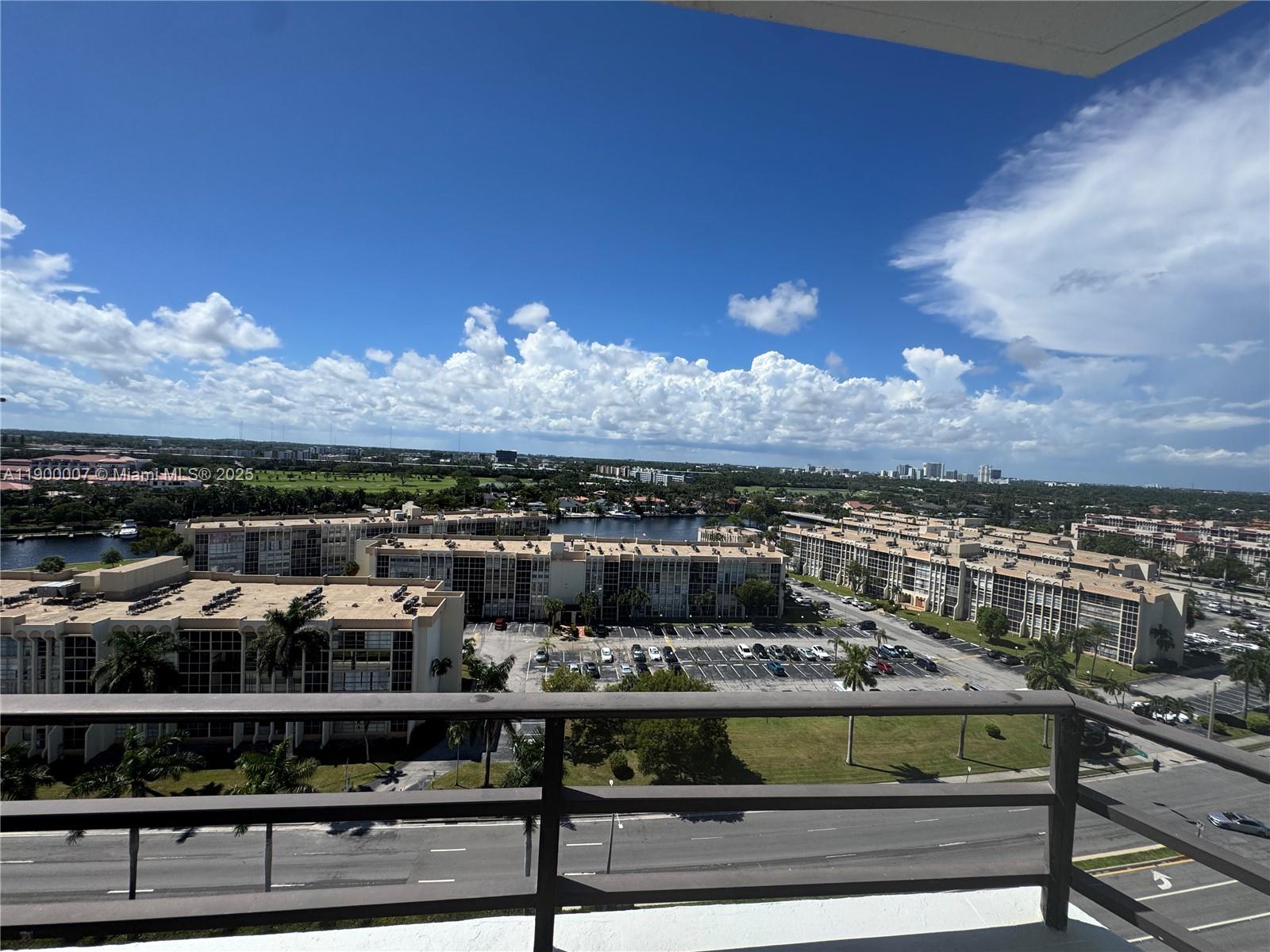 OLYMPUS CONDO PHASE - Residential