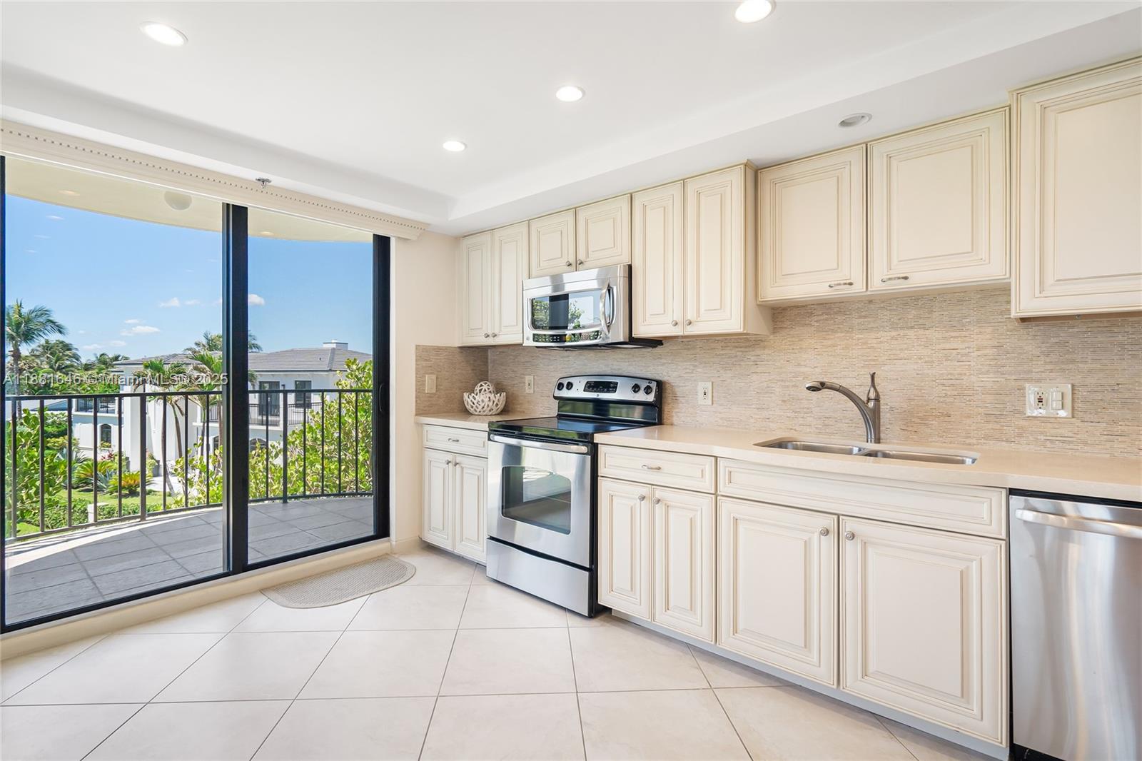 OCEAN TOWERS SOUTH CONDO - Residential