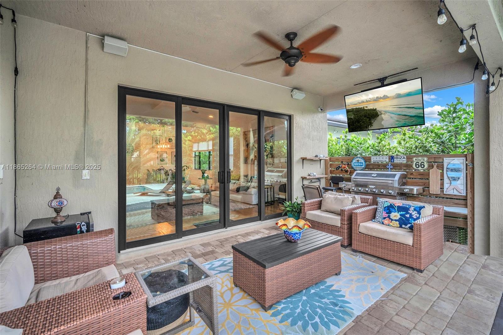 PEMBROKE LAKES SOUTH - Residential Lease