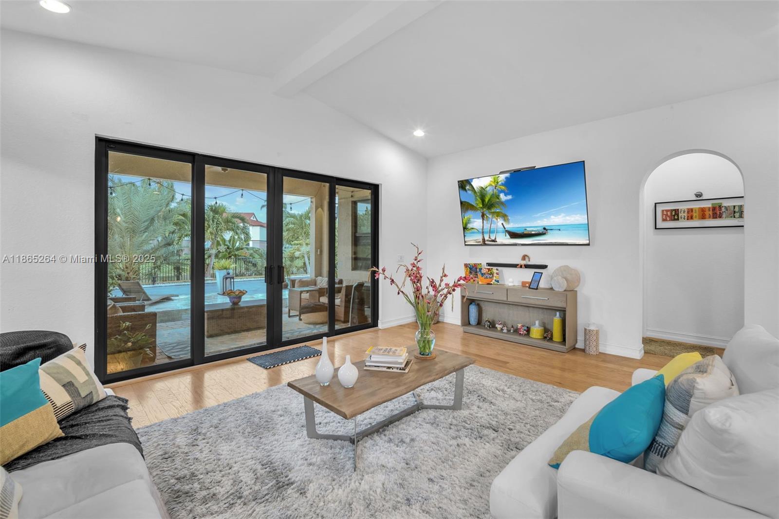 PEMBROKE LAKES SOUTH - Residential Lease