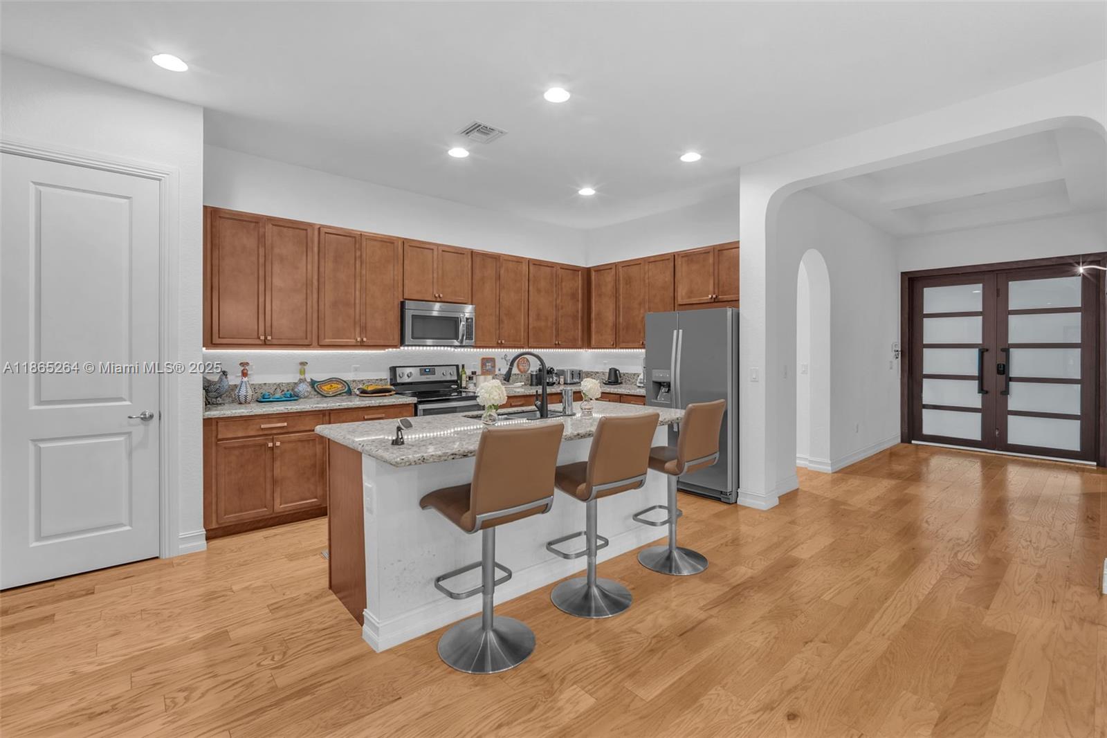 PEMBROKE LAKES SOUTH - Residential Lease