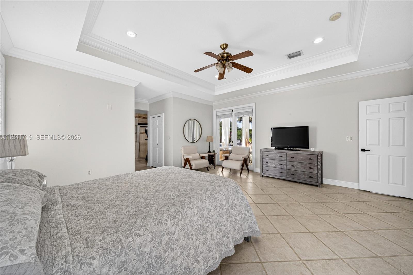 OAK RIDGE FALLS - Residential