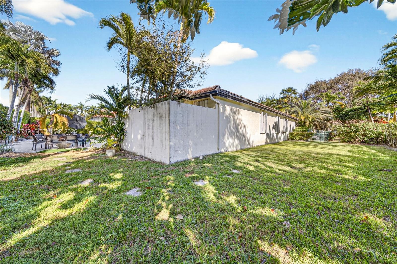 OAK RIDGE FALLS - Residential