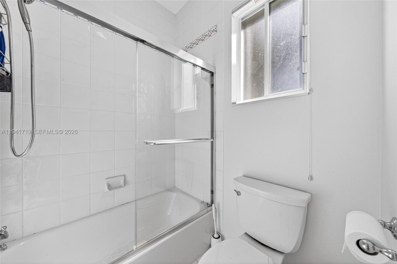 OAK RIDGE FALLS - Residential