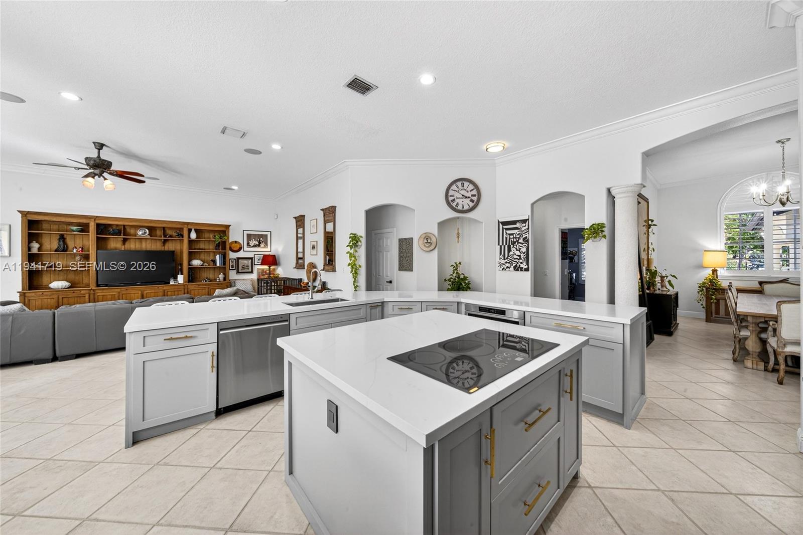 OAK RIDGE FALLS - Residential