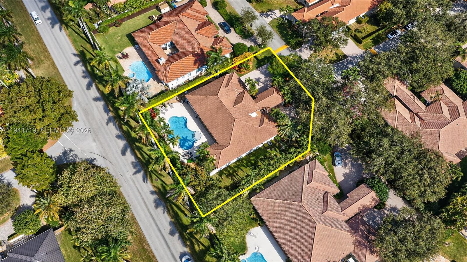 OAK RIDGE FALLS - Residential