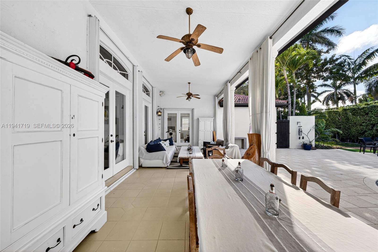 OAK RIDGE FALLS - Residential