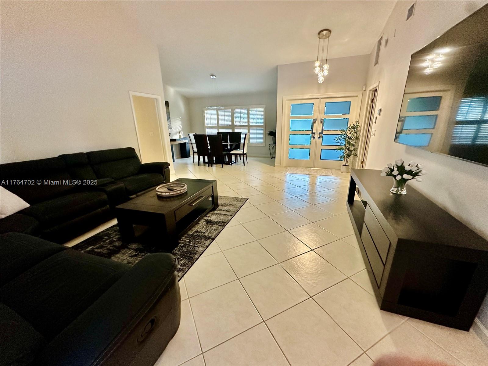 PGA RESORT COMMUNITY 1 - Residential Lease
