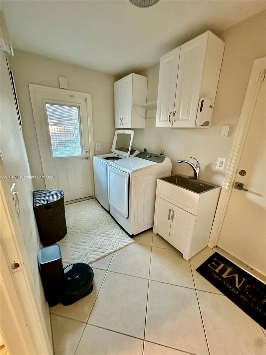 PGA RESORT COMMUNITY 1 - Residential Lease