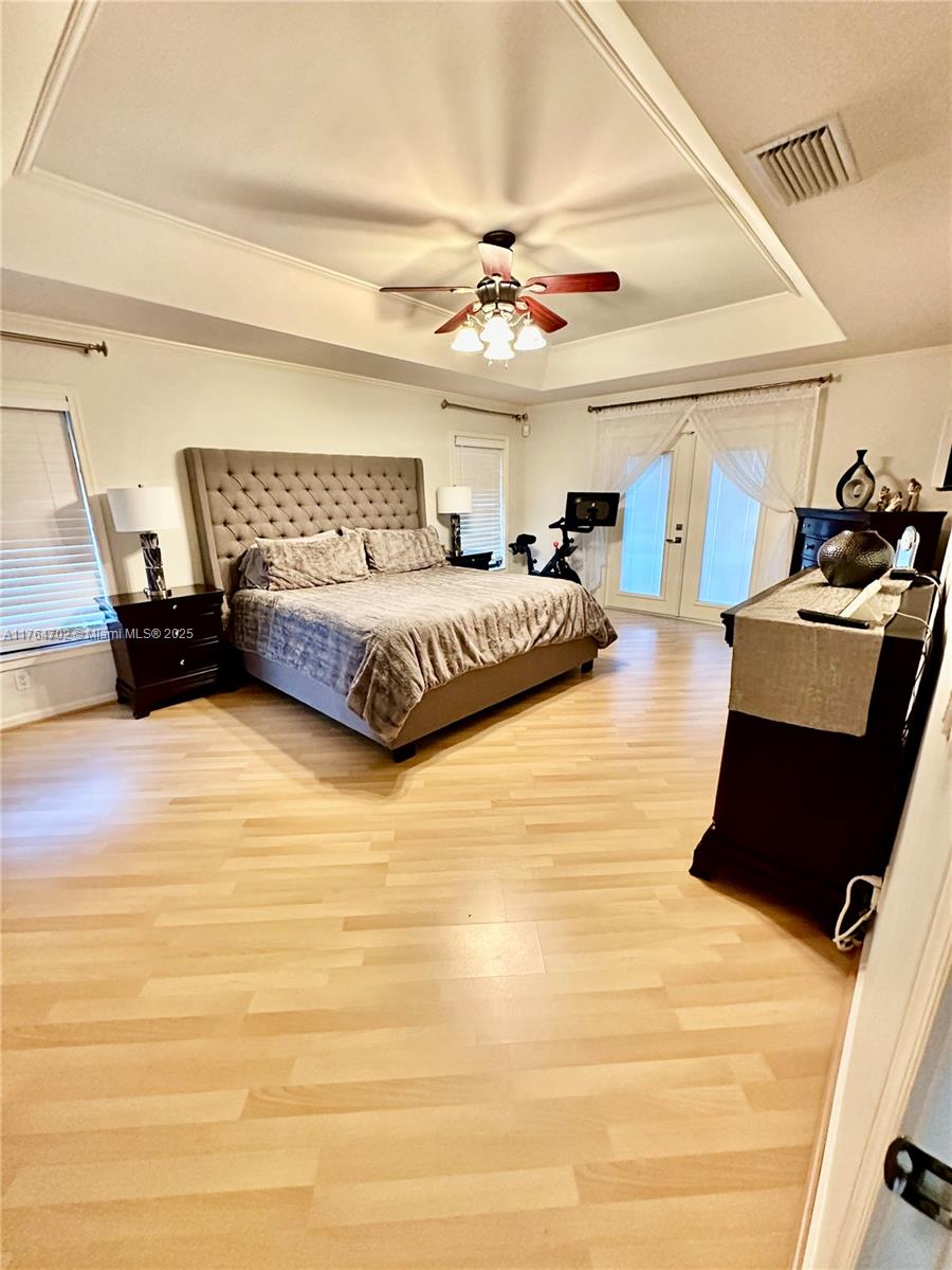 PGA RESORT COMMUNITY 1 - Residential Lease