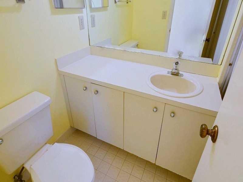 ROCK CREEK - Residential Lease