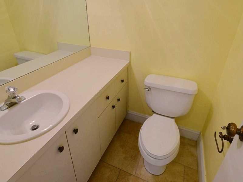 ROCK CREEK - Residential Lease