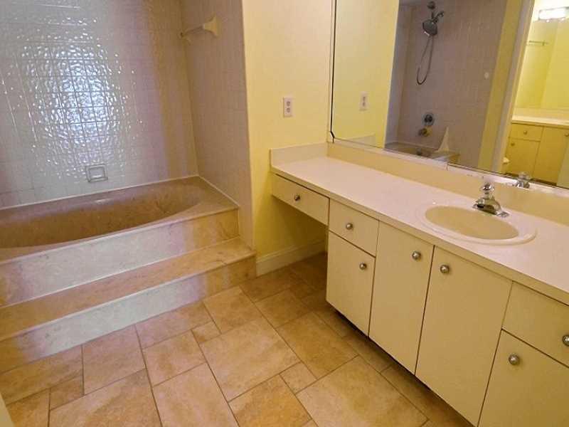 ROCK CREEK - Residential Lease