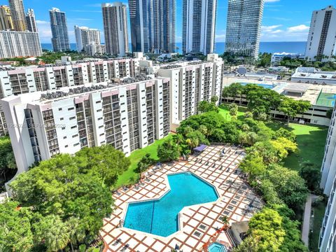 17021 N Bay Rd 706 Sunny Isles Beach FL 33160