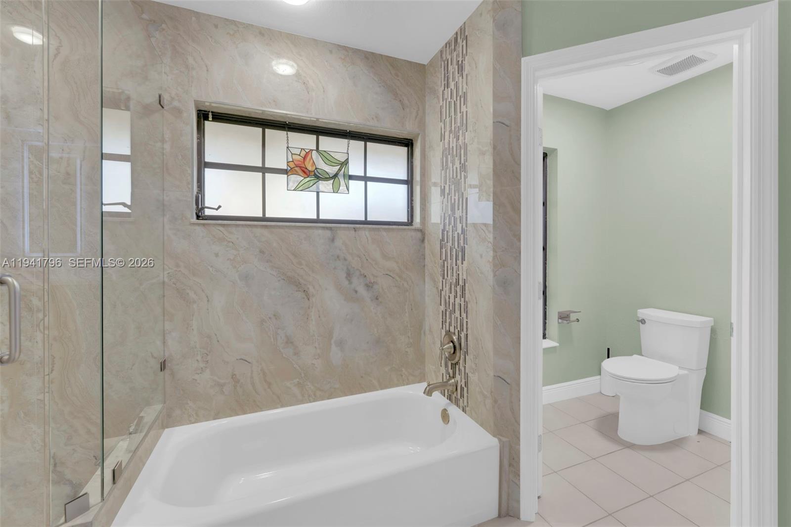 RIVER FOREST ISLAND - Residential