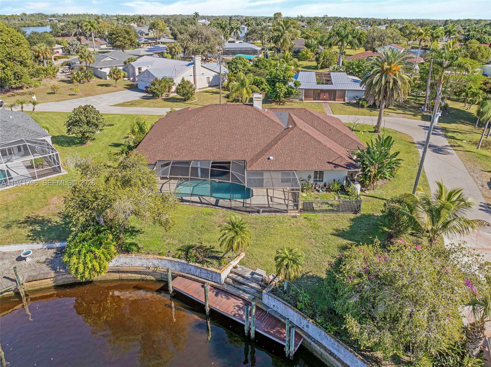 RIVER FOREST ISLAND - Residential