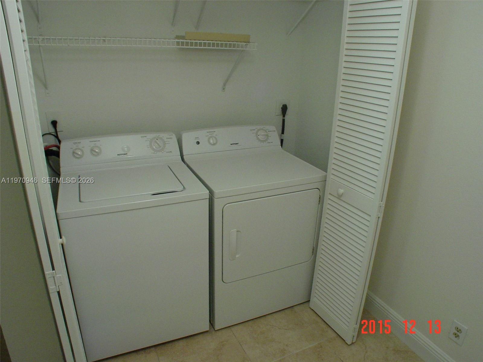 CORAL SPRINGS ESTATE TOWN - Residential Lease