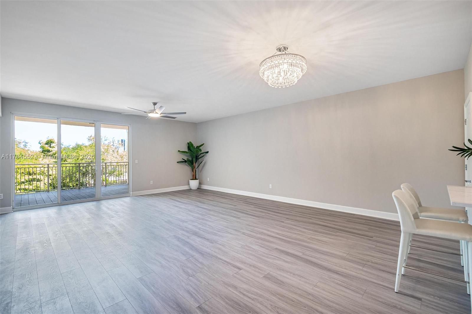 7598 Sw 102nd St 300, Pinecrest, Miami-Dade County, Florida - 3 Bedrooms  
3 Bathrooms - 