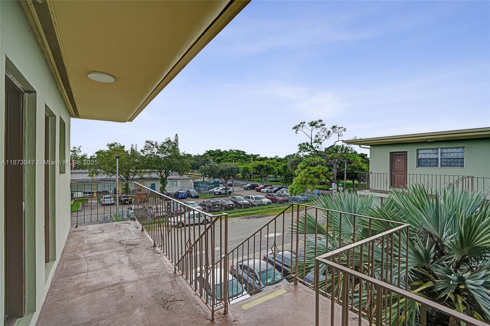 REPLAT OF A PORTION OF BL - Residential Lease