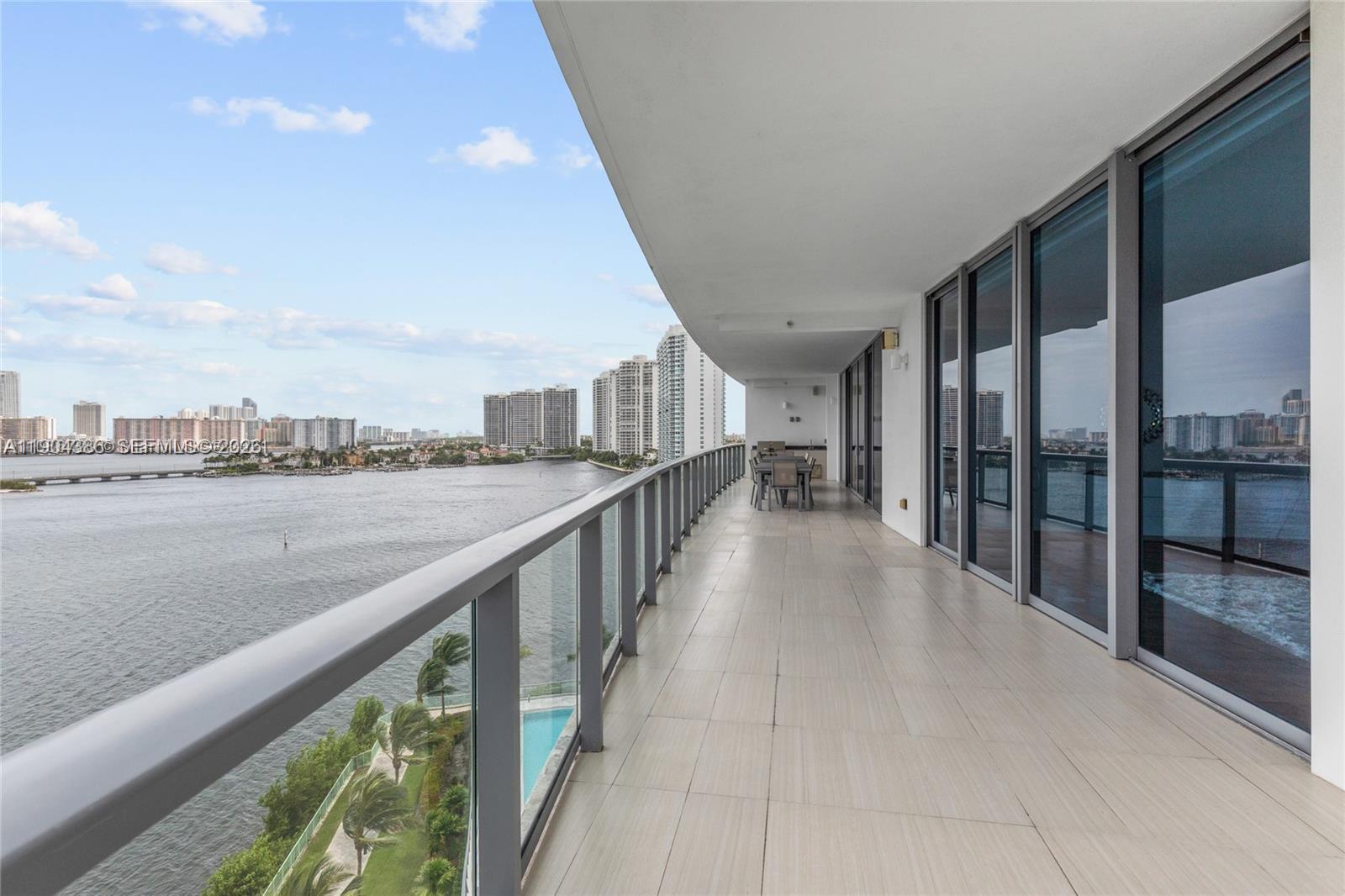 ECHO CONDO - Residential