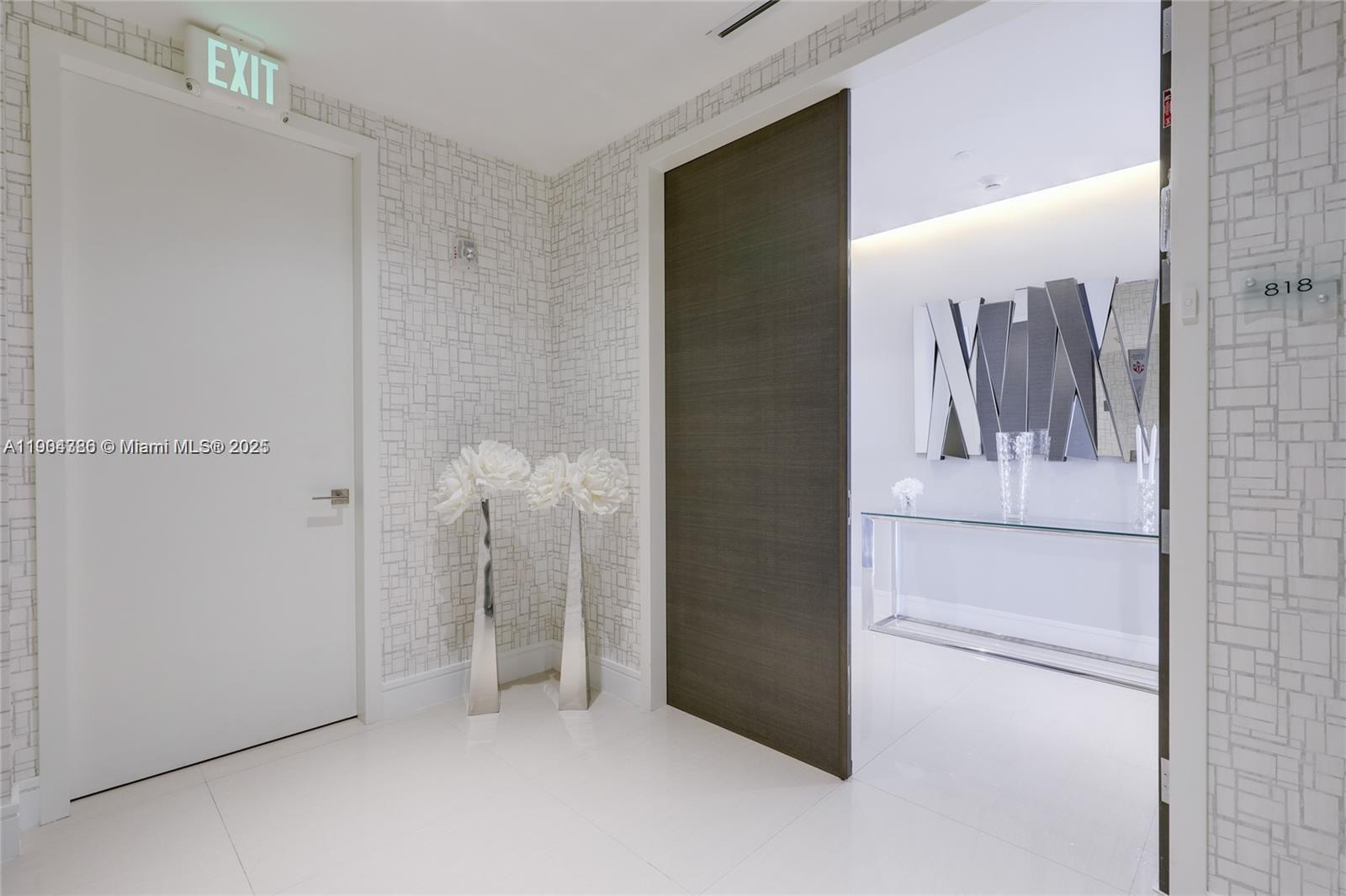 ECHO CONDO - Residential