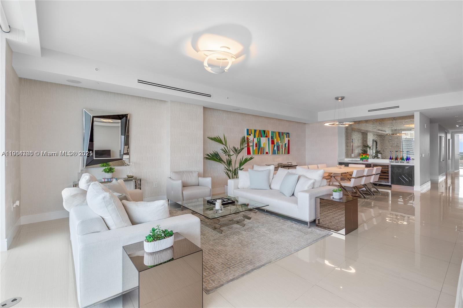 ECHO CONDO - Residential