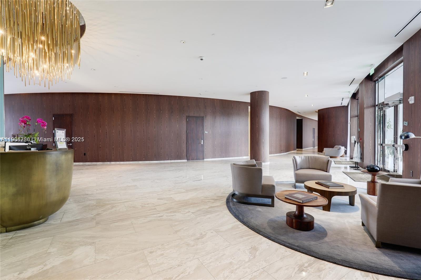 ECHO CONDO - Residential