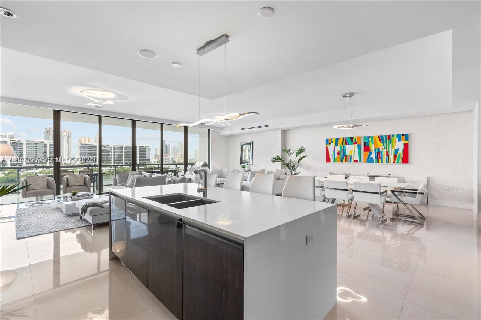 ECHO CONDO - Residential