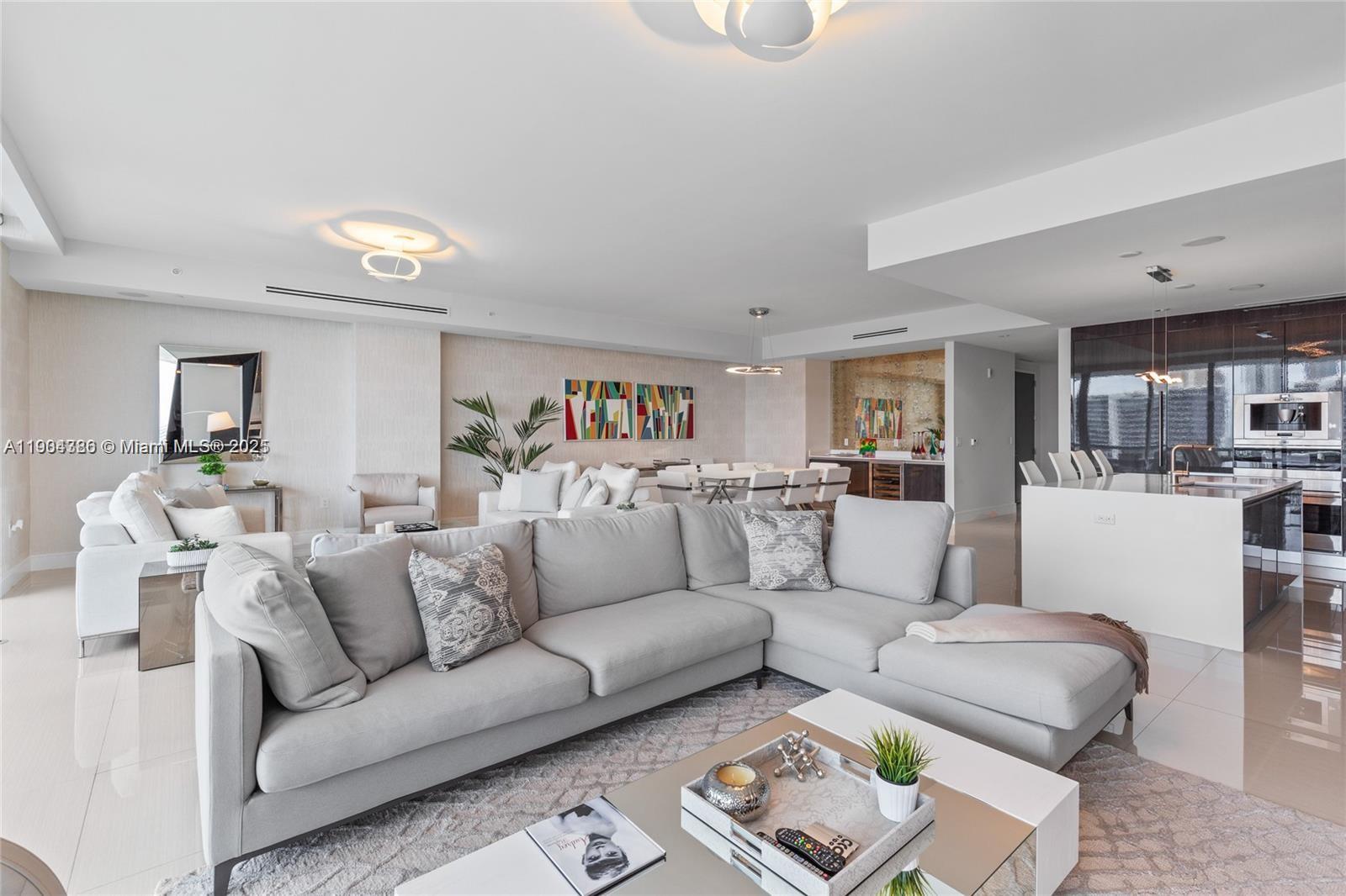 ECHO CONDO - Residential